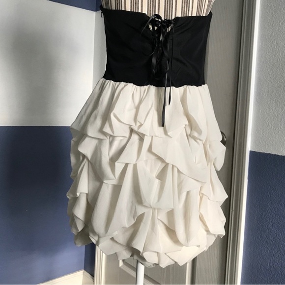 ARDEN B. - PROM CASCADING RUFFLE DRESS - NWT - Picture 3 of 4